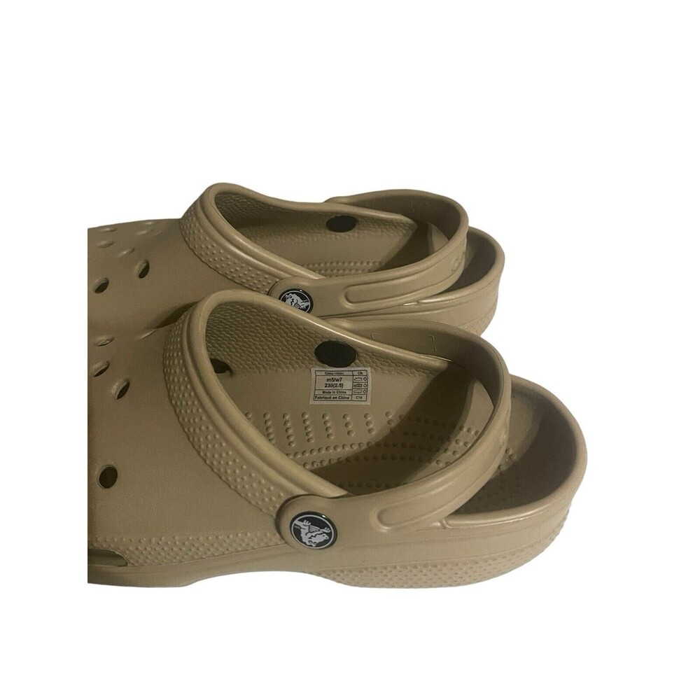 Crocs Classic Clog Sandals, beige Mens 5 - Women’s 7- RARE color - Picture 5 of 16